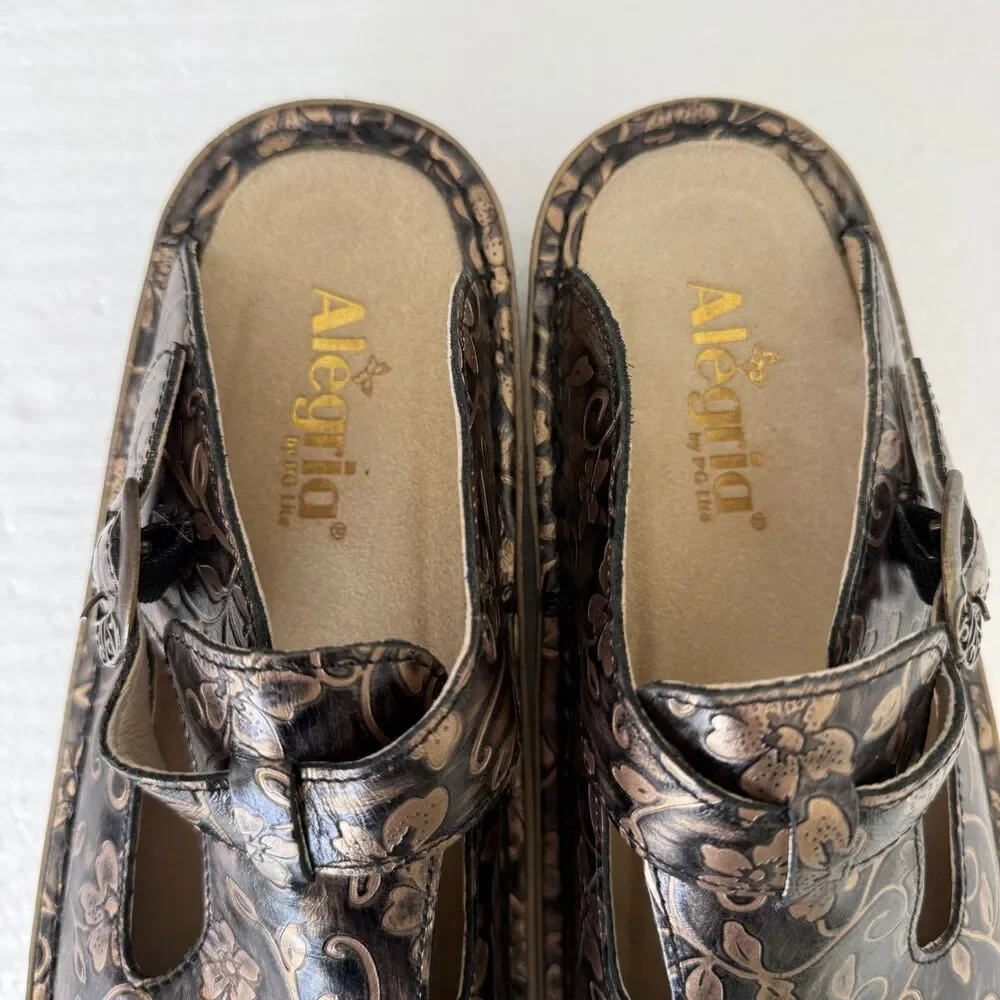 Size 40 Alegria Floral Embossed Leather Clogs Mary Jane Mule Brown Comfort Shoes - Picture 11 of 13